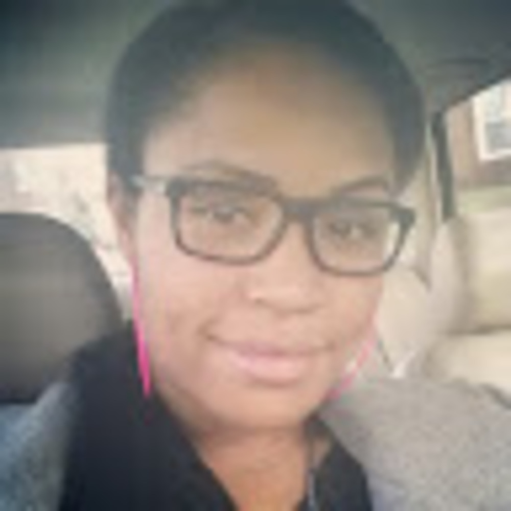 Meet your Posher, Akua